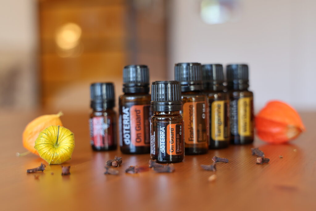 Reiseapotheke mit ätherischen Ölen